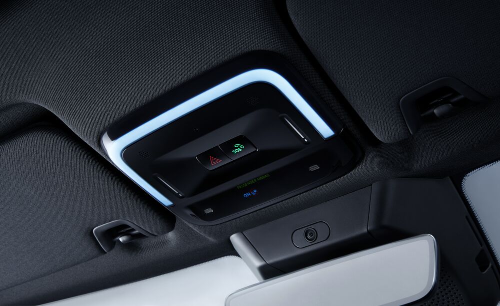 -01P_Interior_Charcoal_09